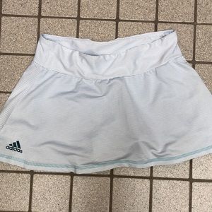 Adidas tennis skirt pale blue and white stripe size medium